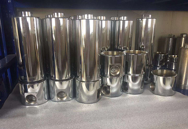 69266b8f8b685.jpg 01.jpg